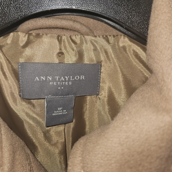 Anne Klein wool coat new camel color size 8 petite - Picture 3 of 3